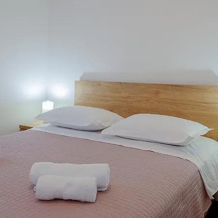 With Parking Space Okrug Gornji, Ciovo - 23151