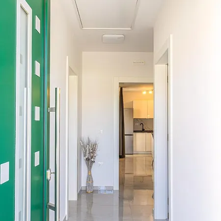 With Parking Space Okrug Gornji, Ciovo - 23151 Τρογκίρ