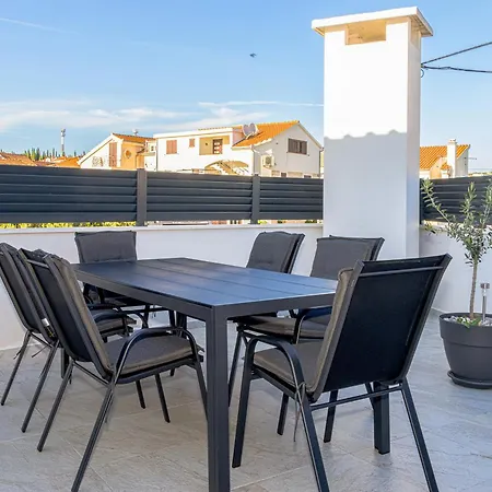 With Parking Space Okrug Gornji, Ciovo - 23151 Apartament *